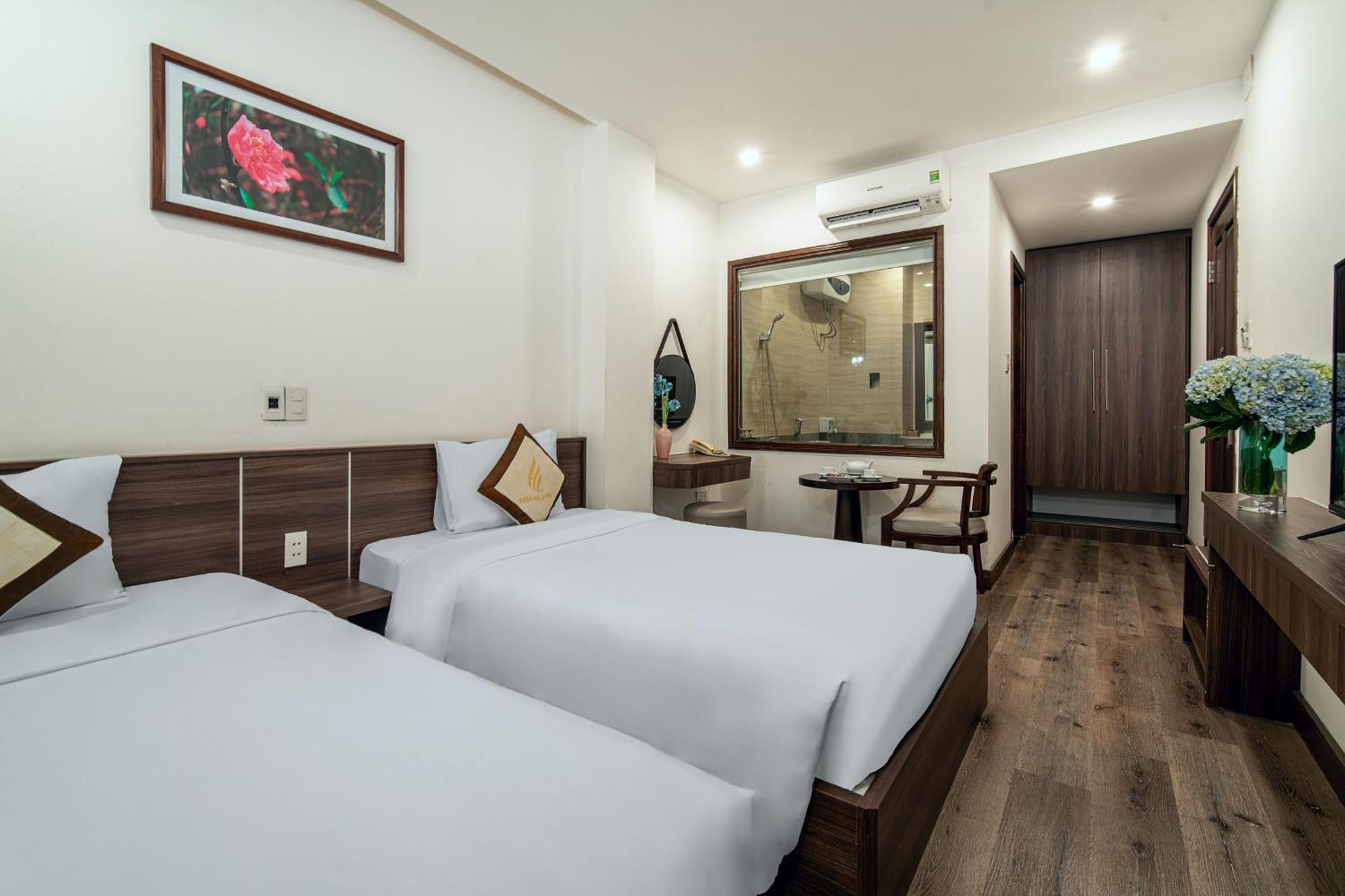 Hoang Linh Riverside Hotel Danang Exterior photo