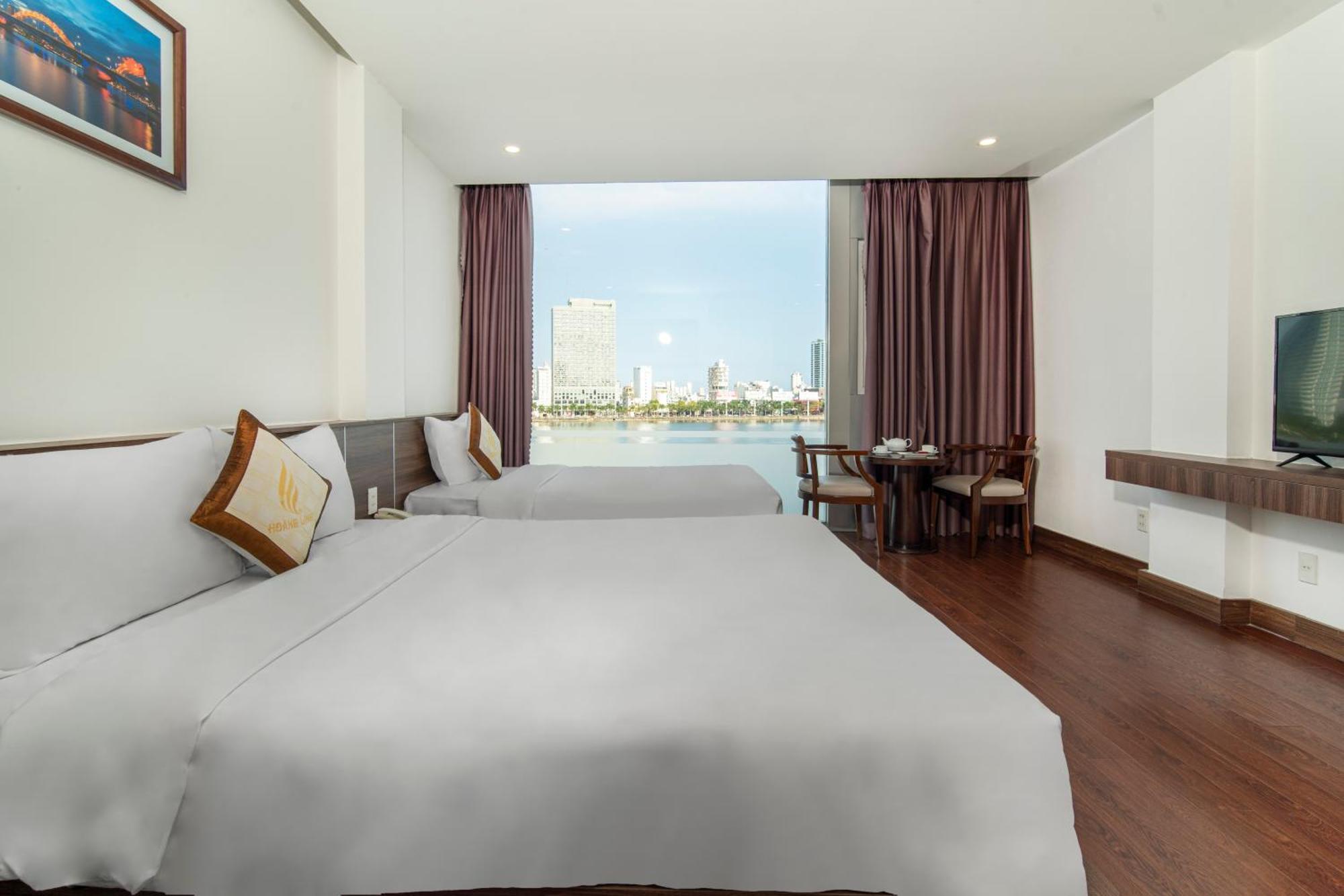 Hoang Linh Riverside Hotel Danang Exterior photo