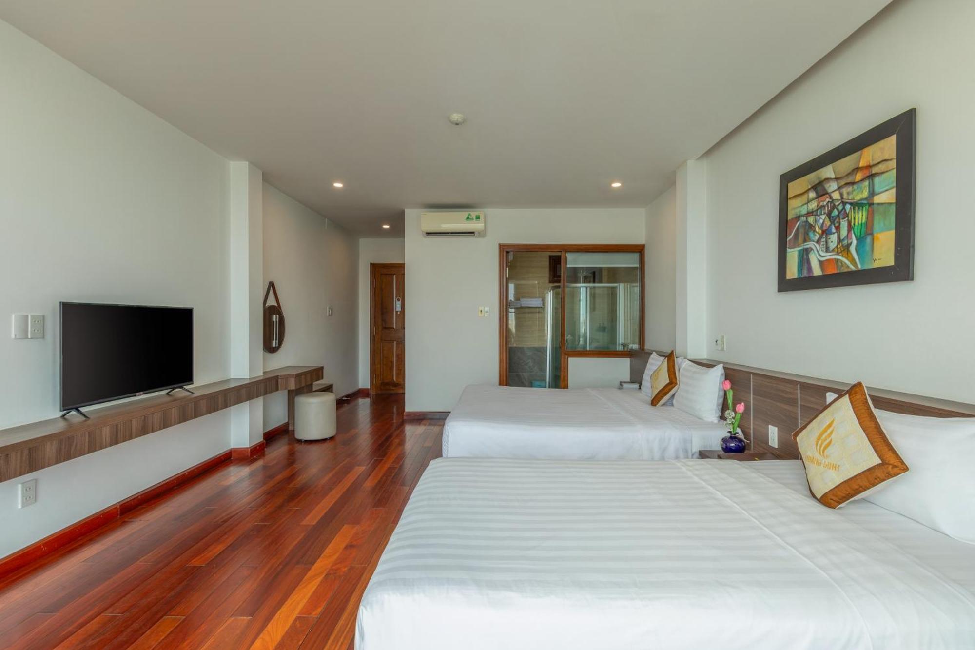 Hoang Linh Riverside Hotel Danang Exterior photo